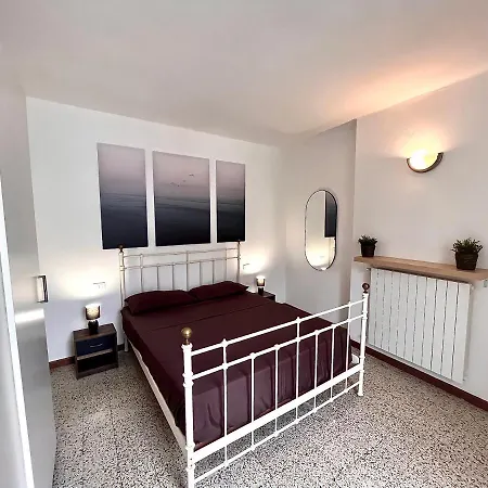Piazza Vittoria Historic Netflix Penthouse Lägenhet